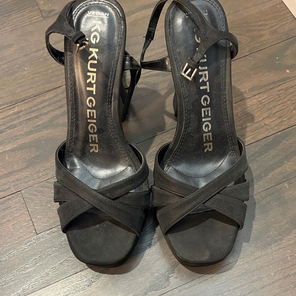 Kurt Geiger Elegant Black Vegan Heels